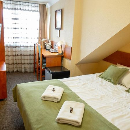 Motel Arkadia 코잘린 외부 사진